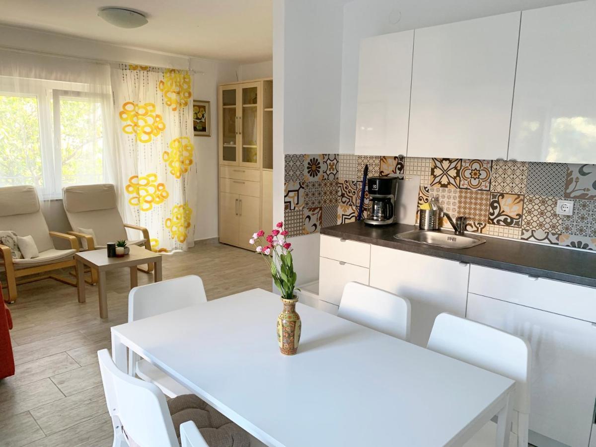 Apartment Gardenview - New! Krk Town Exterior foto