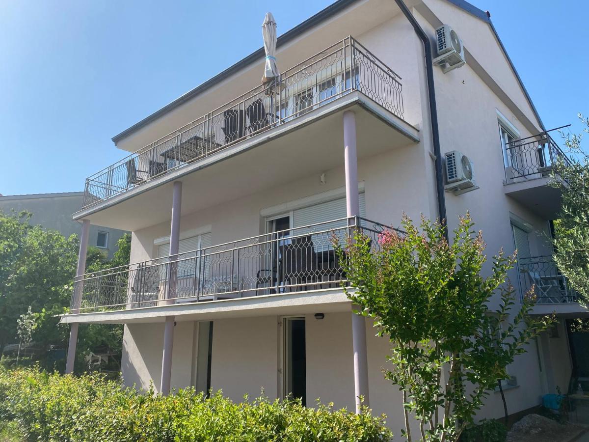 Apartment Gardenview - New! Krk Town Exterior foto