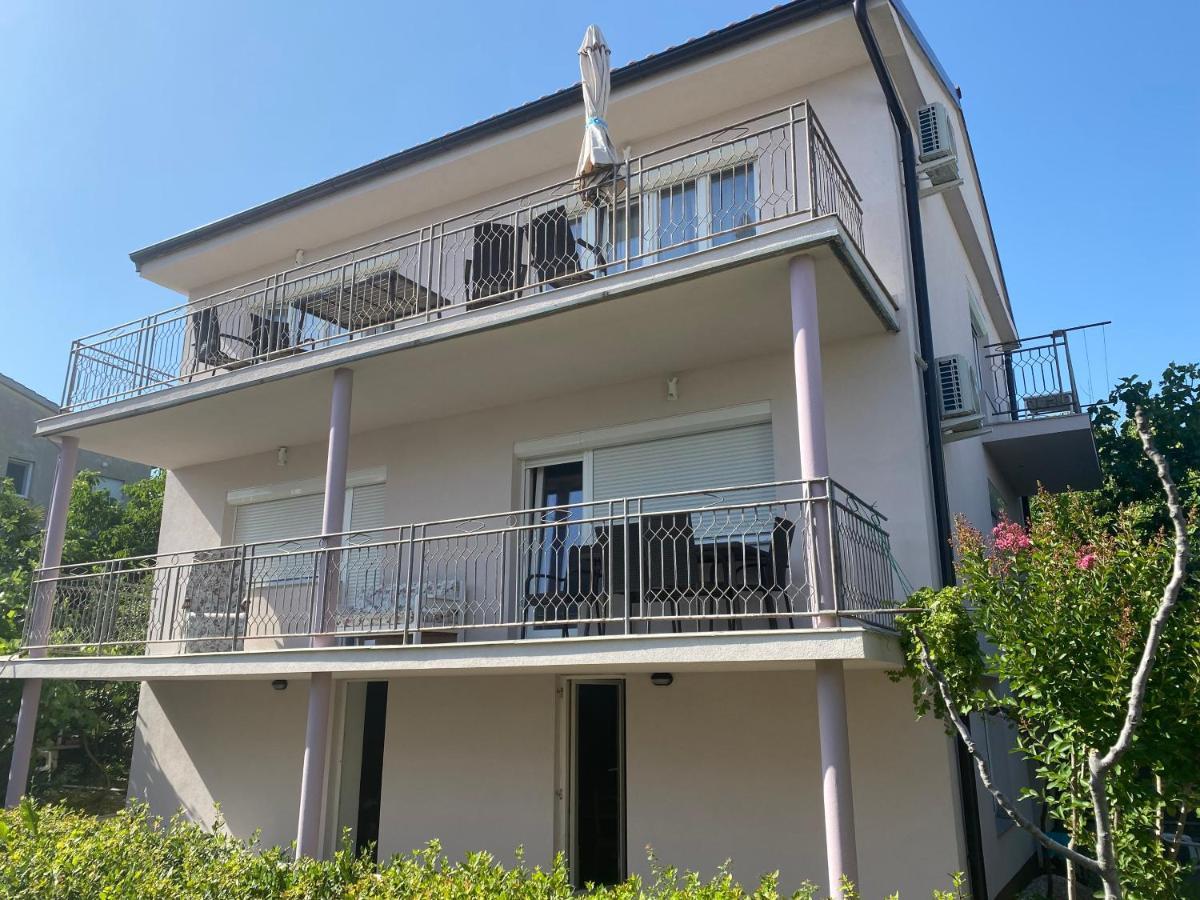 Apartment Gardenview - New! Krk Town Exterior foto